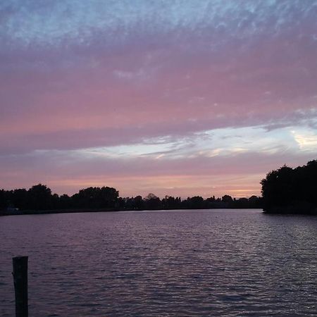 Hotel Restaurant Lakeside Uithoorn Zewnętrze zdjęcie